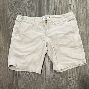 American Eagle Shorts Chino Flat Front Stretch Cotton Casual Tan Khaki Size 6